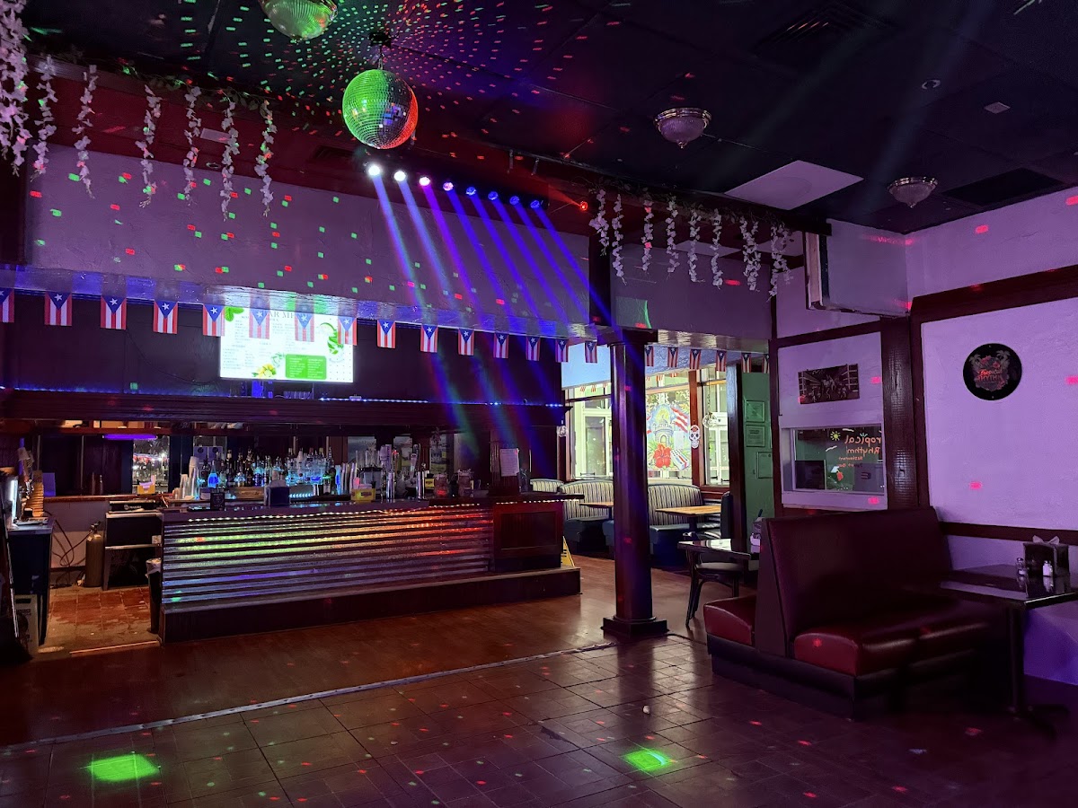 Tropical Rhythm Restaurant & Sport Bar